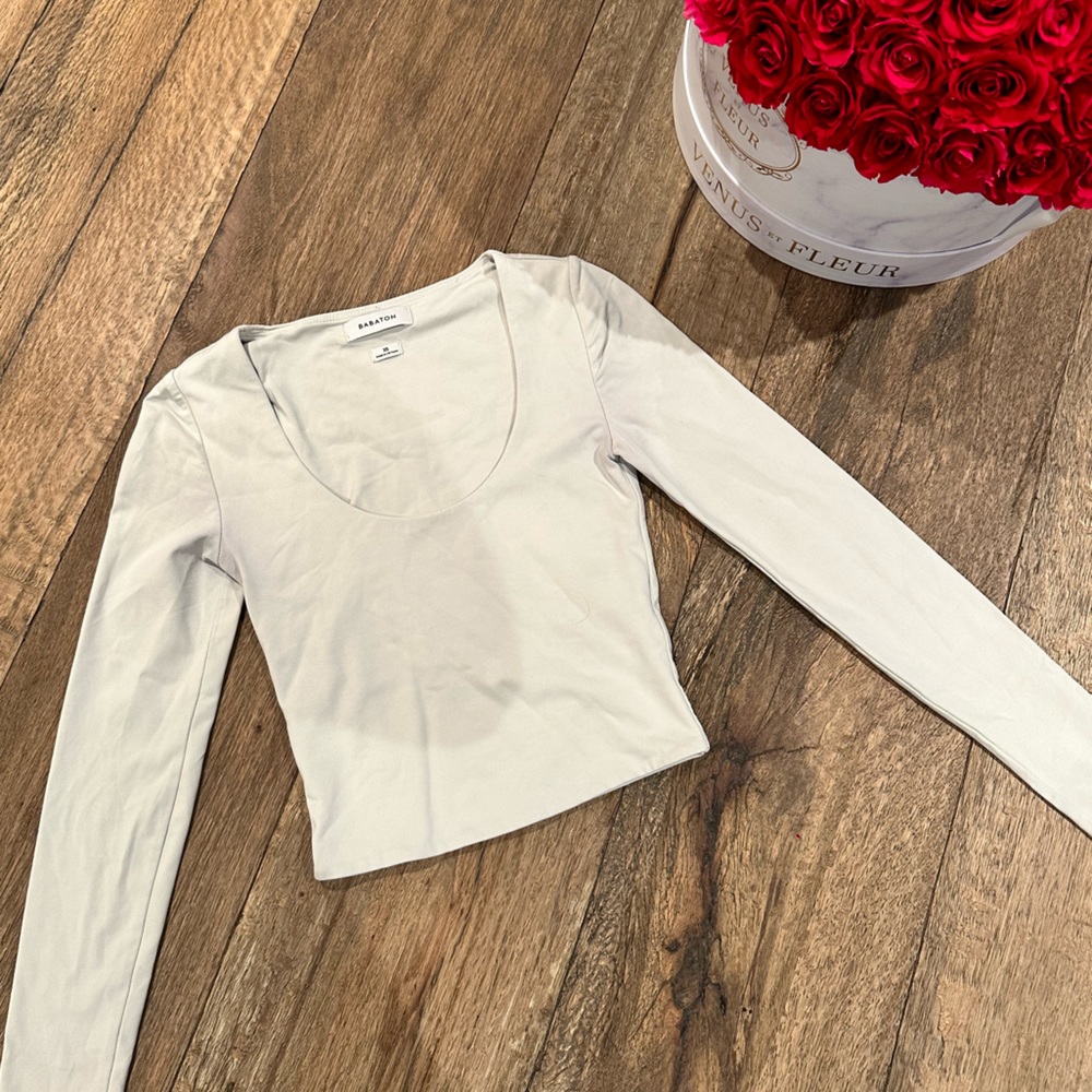 ARITZIA | BABATON - long sleeve cropped top